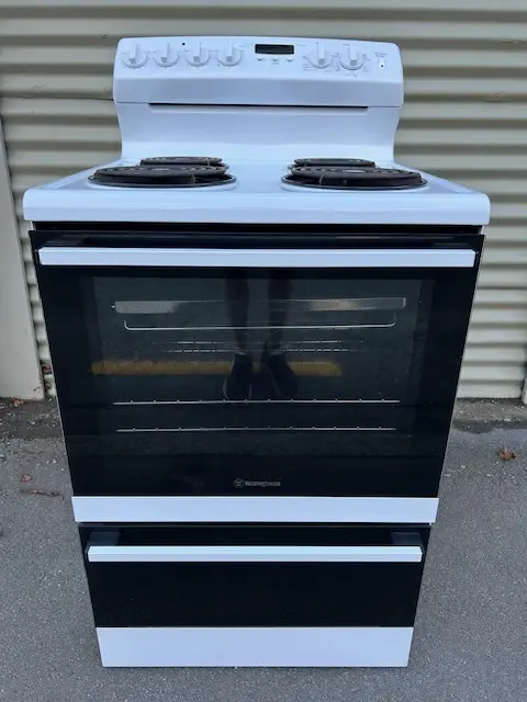 Westinghouse Fan Bake - WLE625WC