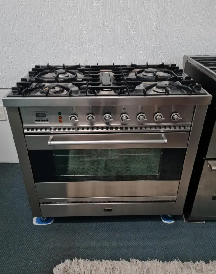 High End Ilve Dual Fuel Gas Hob Electric Oven stove