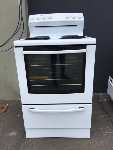 Westinghouse Columbo WLE Series stove